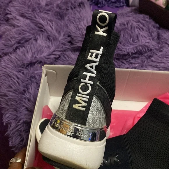 MICHAEL Michael Kors Black and Silver Sneakers - Picture 3 of 5